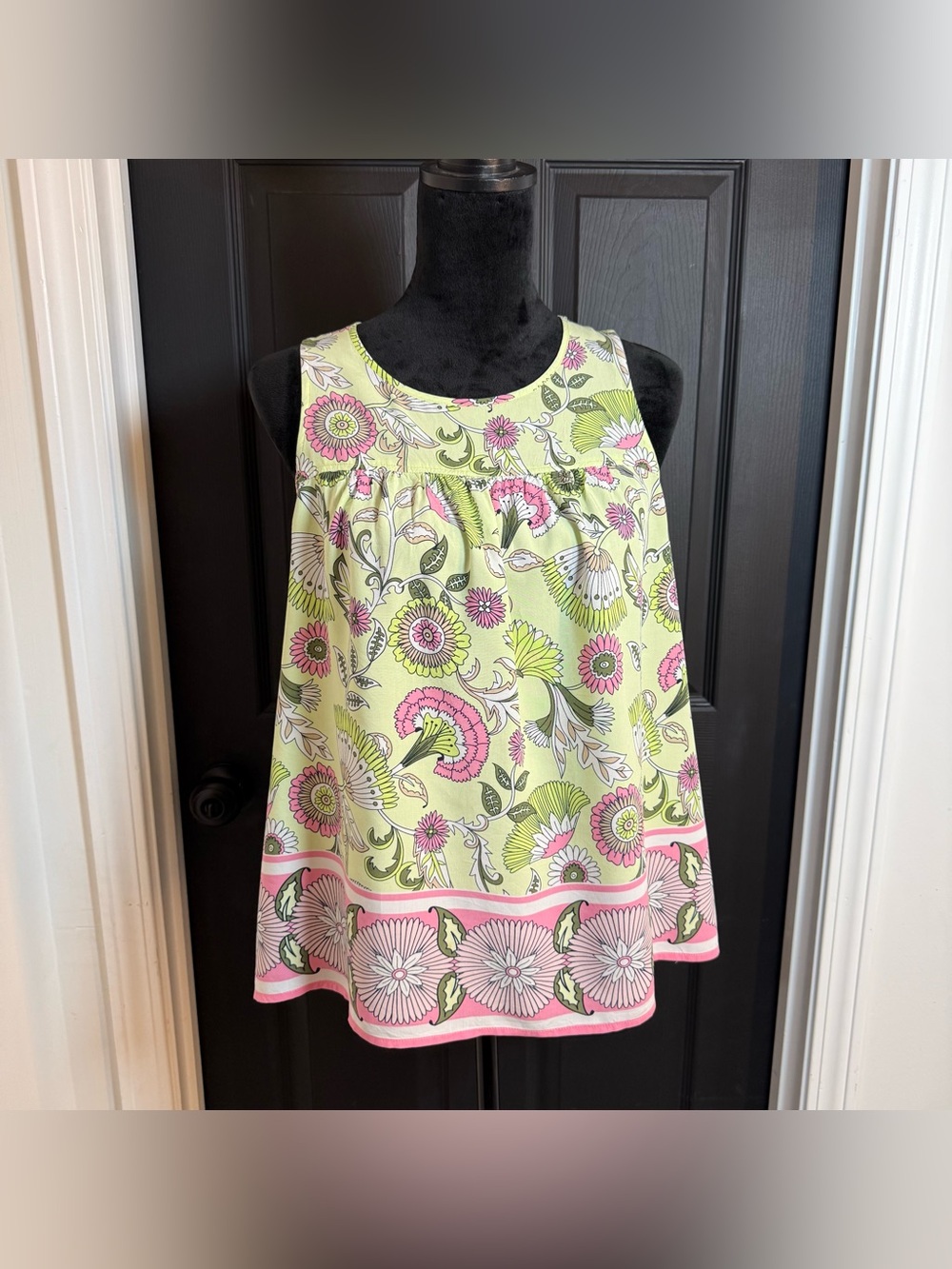 crown & ivy Lime and Pink Floral Sleeveless Tank